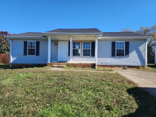 3407 Sandpiper Dr, Clarksville, TN 37042