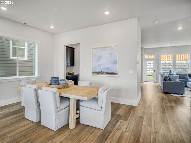 11790 Sw 176th Dr, Beaverton, OR 97007