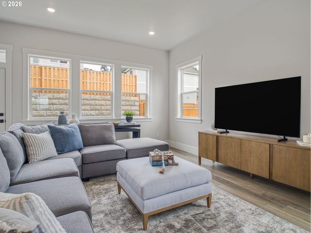 11790 Sw 176th Dr, Beaverton, OR 97007