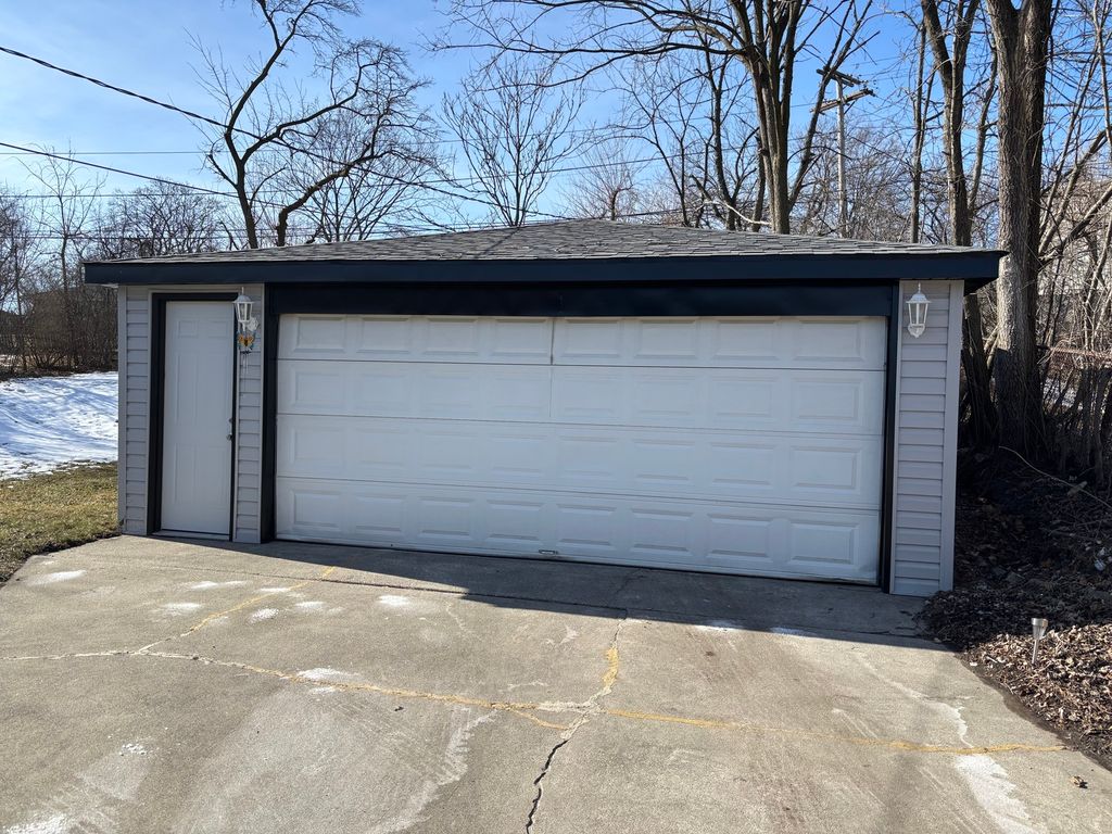 401 W Richton Road, Crete, IL 60417