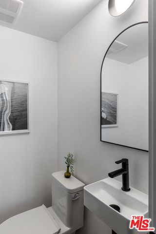 3607 Kinney Street, Los Angeles, CA 90065