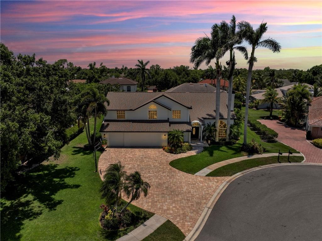 22 CARROTWOOD COURT, Fort Myers, FL 33919