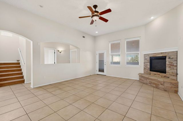 1924 Tapatio Street SE, Rio Rancho, NM 87124