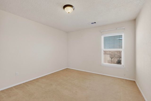 1924 Tapatio Street SE, Rio Rancho, NM 87124