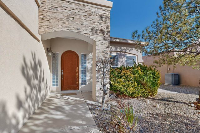 1924 Tapatio Street SE, Rio Rancho, NM 87124