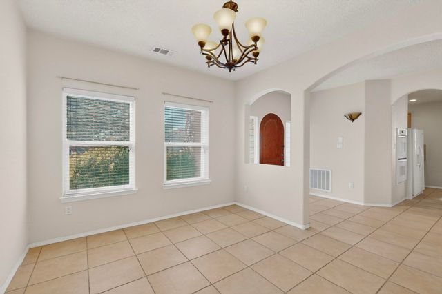 1924 Tapatio Street SE, Rio Rancho, NM 87124