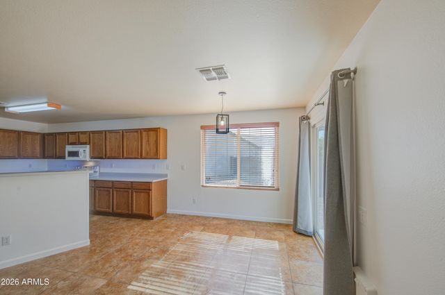 1900 W 19TH Avenue, Apache Junction, AZ 85120