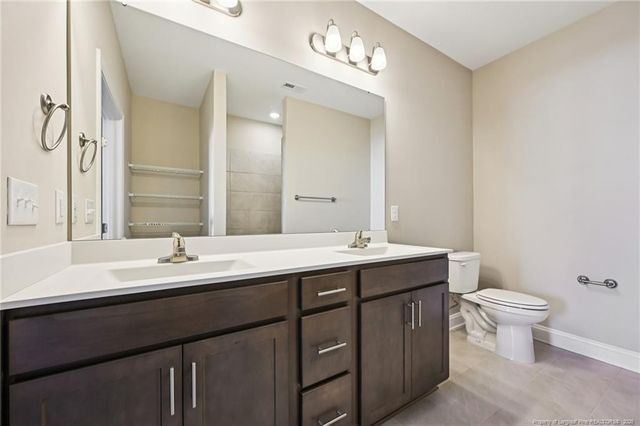 240 Gallery Drive 301, Spring Lake, NC 28390