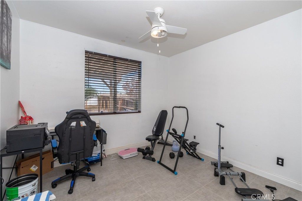 Image 19 of property listing at 13248 Aspen, Victorville, CA 92392