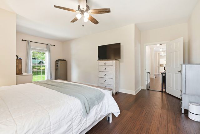 1308 Teddys Pl, Mount Juliet, TN 37122