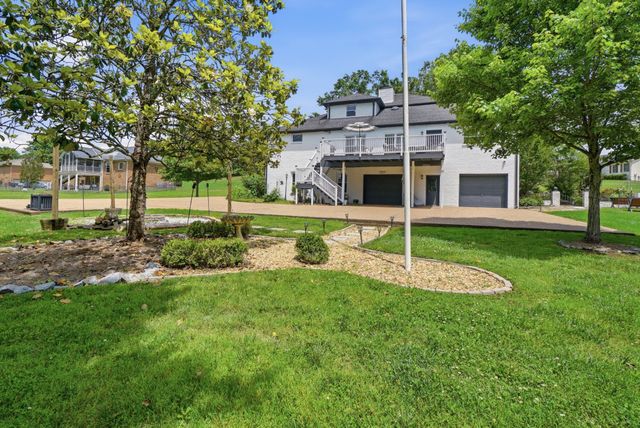 1308 Teddys Pl, Mount Juliet, TN 37122