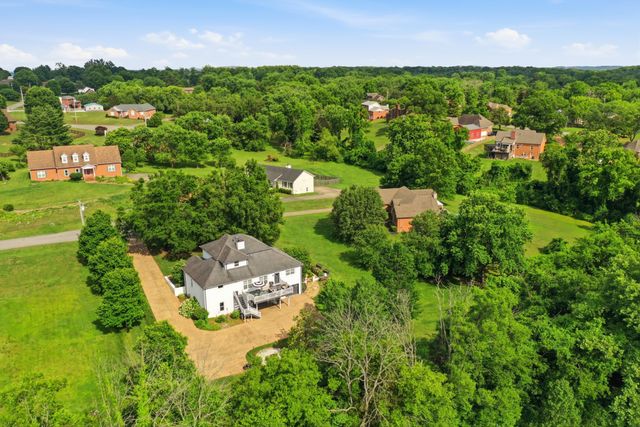 1308 Teddys Pl, Mount Juliet, TN 37122