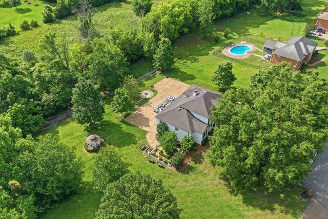 1308 Teddys Pl, Mount Juliet, TN 37122