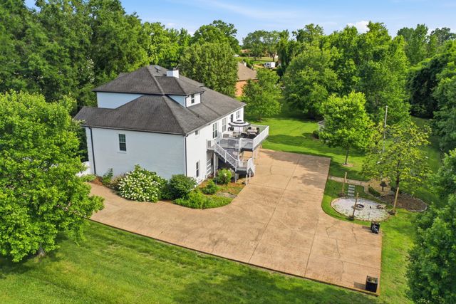 1308 Teddys Pl, Mount Juliet, TN 37122