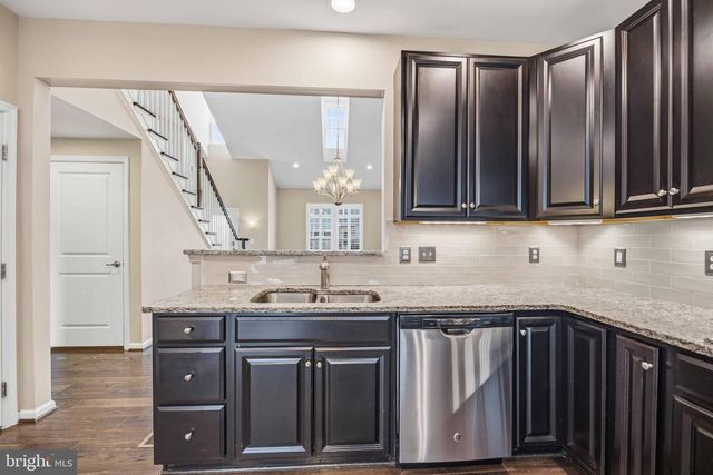 860 REYNARDS RUN, Blue Bell, PA 19422