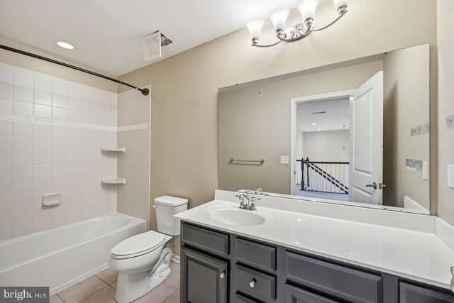 860 REYNARDS RUN, Blue Bell, PA 19422