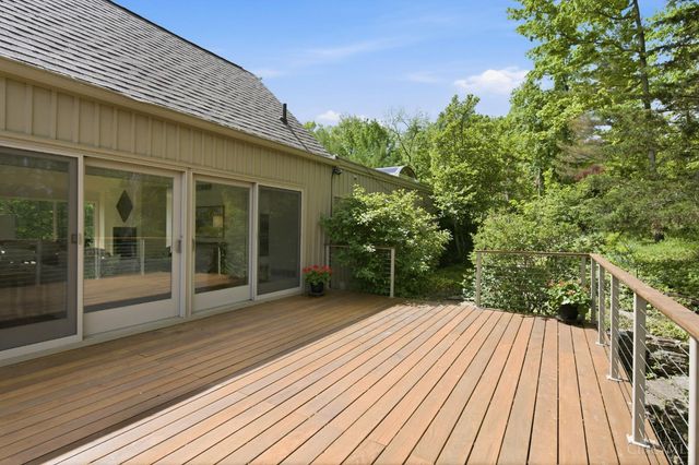 9546 Cunningham Road, Indian Hill, OH 45243