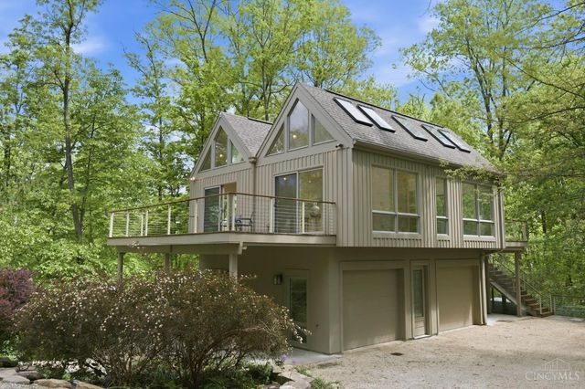 9546 Cunningham Road, Indian Hill, OH 45243