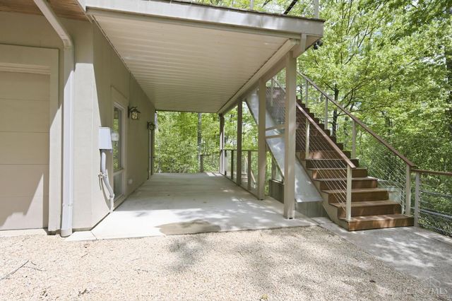 9546 Cunningham Road, Indian Hill, OH 45243