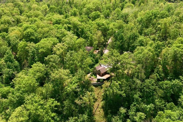 9546 Cunningham Road, Indian Hill, OH 45243