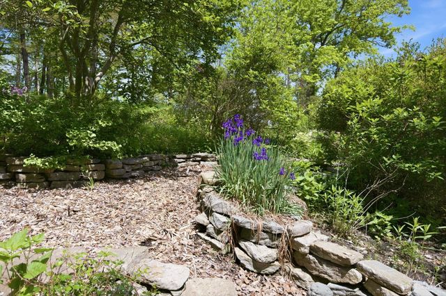9546 Cunningham Road, Indian Hill, OH 45243