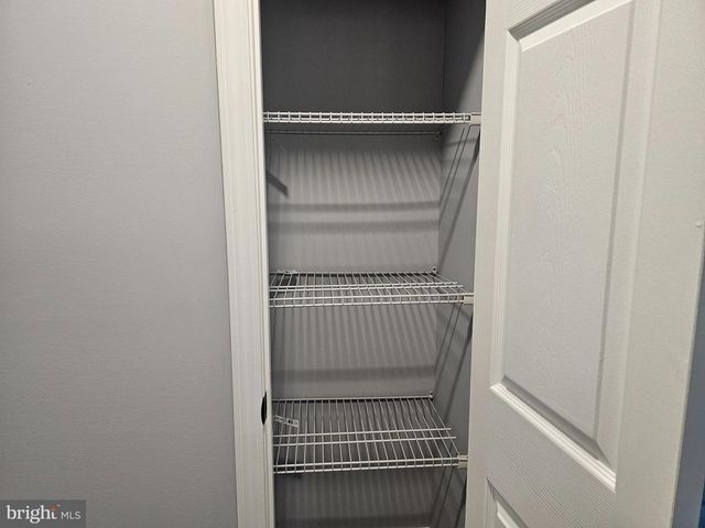 1920 MAYLINN DR, Chambersburg, PA 17202