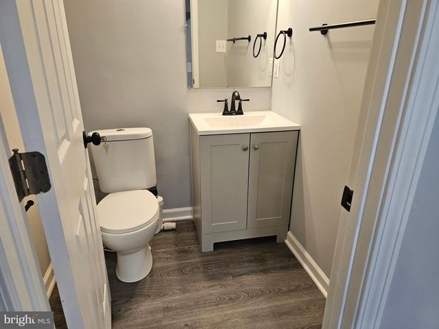 1920 MAYLINN DR, Chambersburg, PA 17202