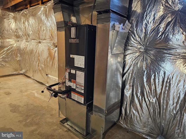 1920 MAYLINN DR, Chambersburg, PA 17202