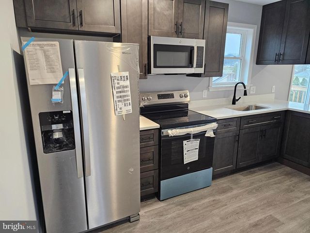 1920 MAYLINN DR, Chambersburg, PA 17202