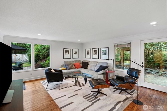 2410 55th Street Ct NW, Gig Harbor, WA 98335