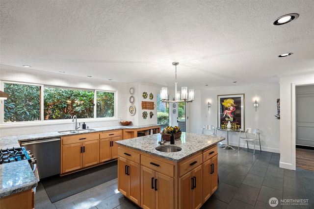 2410 55th Street Ct NW, Gig Harbor, WA 98335