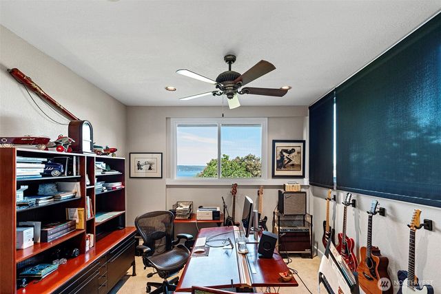 2410 55th Street Ct NW, Gig Harbor, WA 98335