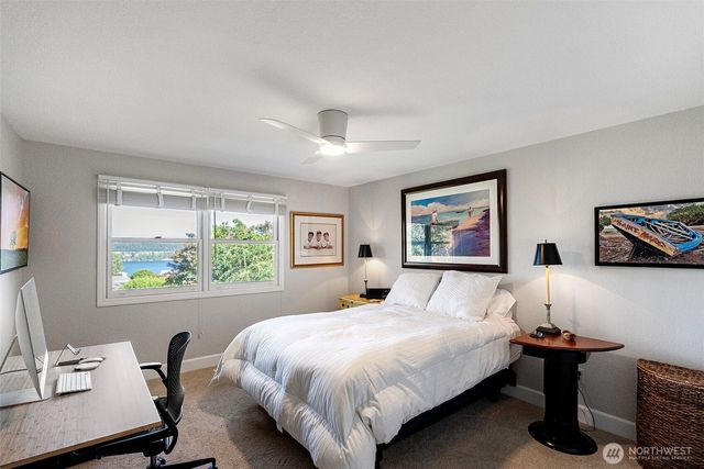 2410 55th Street Ct NW, Gig Harbor, WA 98335