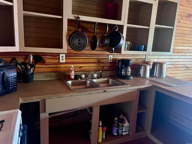 480 Polk Road 602 Road, Mena, AR 71953