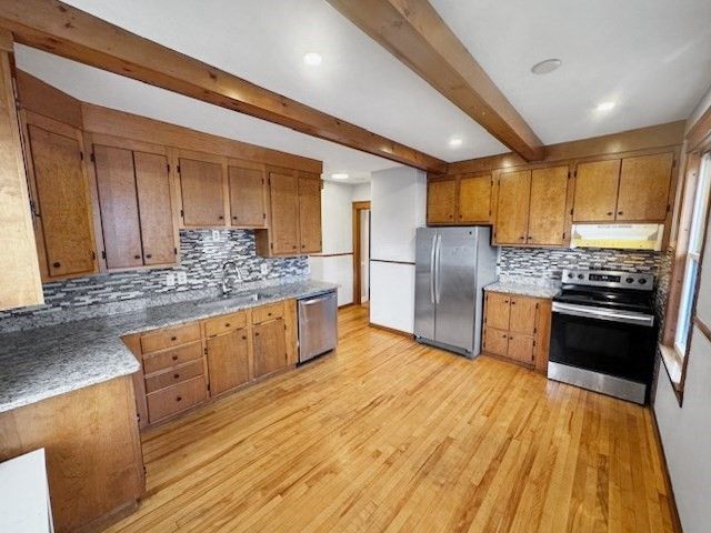 80 Delmont Ave, Worcester, MA 01604