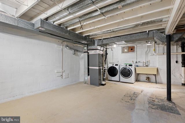 1207 WINDON DR, Wilmington, DE 19803