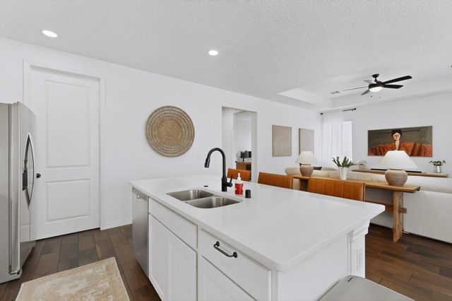4356 Lauren Loop NE, Rio Rancho, NM 87124