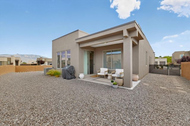 4356 Lauren Loop NE, Rio Rancho, NM 87124