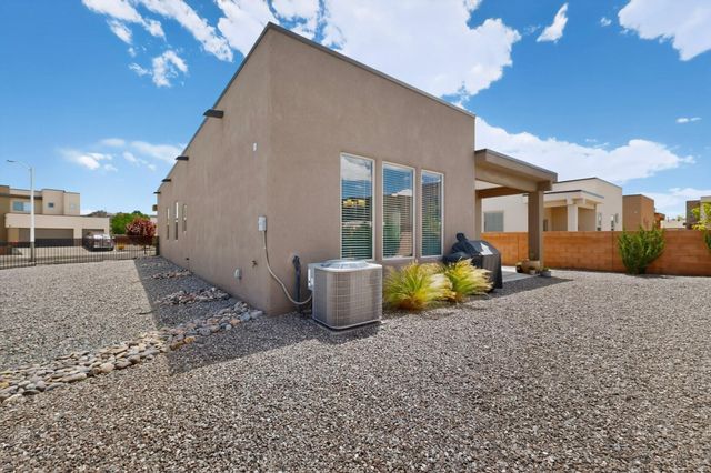 4356 Lauren Loop NE, Rio Rancho, NM 87124