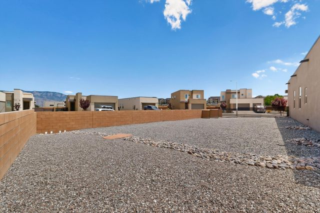 4356 Lauren Loop NE, Rio Rancho, NM 87124