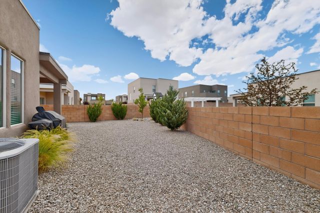 4356 Lauren Loop NE, Rio Rancho, NM 87124