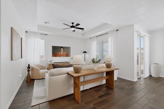 4356 Lauren Loop NE, Rio Rancho, NM 87124