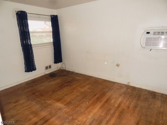 1606 Lawrence St, Rahway City, NJ 07065