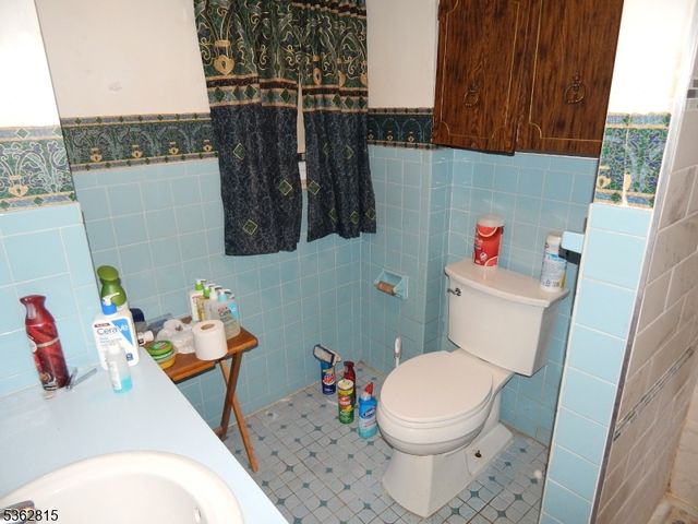 1606 Lawrence St, Rahway City, NJ 07065
