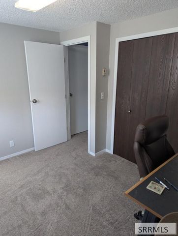 1875 Mckinzie Avenue, Idaho Falls, ID 83404