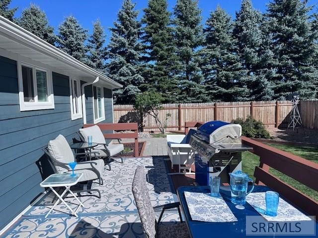 1875 Mckinzie Avenue, Idaho Falls, ID 83404
