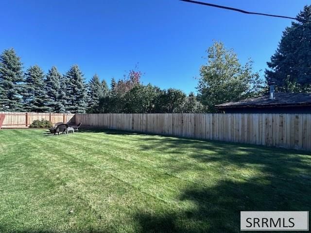 1875 Mckinzie Avenue, Idaho Falls, ID 83404