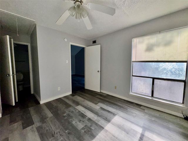 78 Westwood Drive W TH3, Trinity, TX 75862