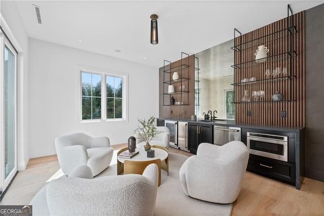 2650 ROSWELL Road, Marietta, GA 30062