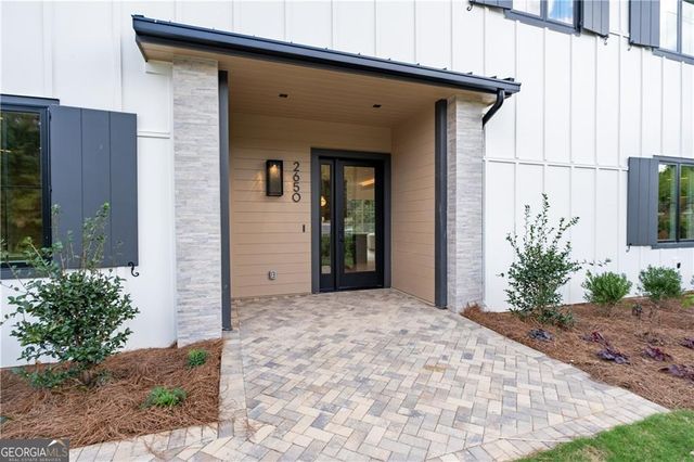 2650 ROSWELL Road, Marietta, GA 30062